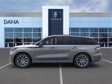 Thumbnail of 2025 Metallic Lincoln Aviator