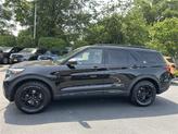 Thumbnail of 2022 Agate Black Metallic Ford Explorer