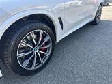 Thumbnail of 2022 Mineral White Metallic BMW X5