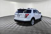 Thumbnail of 2015 White Platinum Clearcoat Metallic Ford Explorer
