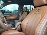 Thumbnail of 2023 Agate Black Metallic Ford Expedition