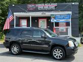 Photo of 2012 Black GMC Yukon