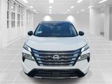 Thumbnail of 2025 Everest White Pearl/Super Black Nissan Rogue