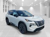 Thumbnail of 2025 Everest White Pearl/Super Black Nissan Rogue