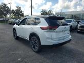 Thumbnail of 2025 Everest White Pearl/Super Black Nissan Rogue