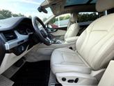 Thumbnail of 2018 White Audi Q7