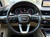 Thumbnail of 2018 White Audi Q7