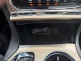 Thumbnail of 2017 Diamond Black Crystal Pearlcoat Jeep Grand Cherokee