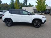 Thumbnail of 2025 Bright White Clearcoat Jeep Compass