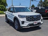 Photo of 2025 Star White Metallic Tri-Coat Ford Explorer