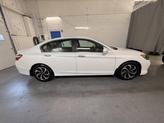 Thumbnail of 2017 White Orchid Pearl Honda Accord