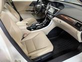 Thumbnail of 2017 White Orchid Pearl Honda Accord