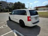 Thumbnail of 2014 Bright White Clearcoat Chrysler Town & Country