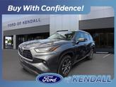 Photo of 2022 Magnetic Gray Metallic Toyota Highlander
