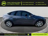 Thumbnail of 2023 Midnight Silver Metallic Tesla Model Y