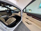 Thumbnail of 2018 Crystal White Tricoat Cadillac XT5