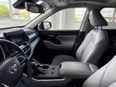 Thumbnail of 2023 Magnetic Gray Metallic Toyota Highlander