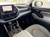 Thumbnail of 2023 Magnetic Gray Metallic Toyota Highlander