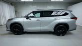 Thumbnail of 2023 Celestial Silver Metallic Toyota Highlander