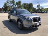 Photo of 2025 Gun Metallic Nissan Pathfinder