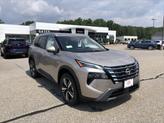 Photo of 2025 Champagne Silver Metallic Nissan Rogue