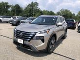 Thumbnail of 2025 Champagne Silver Metallic Nissan Rogue