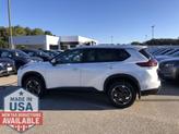 Thumbnail of 2026 Everest White Pearl Tricoat Nissan Rogue