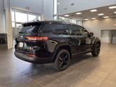 Thumbnail of 2025 Diamond Black Crystal Pearlcoat Jeep Grand Cherokee L
