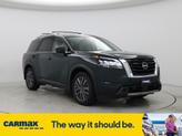Photo of 2023 Green Nissan Pathfinder