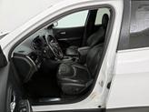 Thumbnail of 2019 White Jeep Cherokee