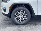 Thumbnail of 2025 Bright White Clearcoat Jeep Grand Cherokee