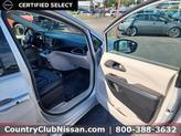 Thumbnail of 2024 Silver Mist Clearcoat Chrysler Pacifica