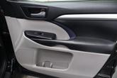 Thumbnail of 2018 Black Toyota Highlander