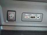 Thumbnail of 2025 Aspen White Tricoat/Super Black Nissan Sentra