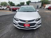 Thumbnail of 2017 Silver Ice Metallic Chevrolet Cruze