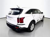 Thumbnail of 2023 Glacial White Pearl Kia Sorento