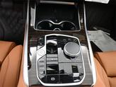 Thumbnail of 2026 Mineral White Metallic BMW X7