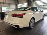 Thumbnail of 2025 Pearl White Tricoat Nissan Altima
