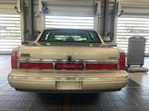 Thumbnail of 1997 Green Lincoln Town Car