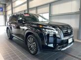Photo of 2025 Super Black Nissan Pathfinder