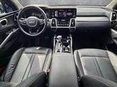 Thumbnail of 2022 Sparkling Silver Kia Sorento