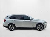 Thumbnail of 2015 Alpine White [White] BMW X5