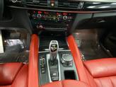 Thumbnail of 2019 Alpine White BMW X6