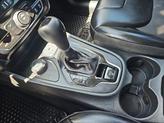 Thumbnail of 2020 Diamond Black Crystal Pearlcoat Jeep Cherokee