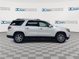 Thumbnail of 2016 White Frost Tri-Coat GMC Acadia