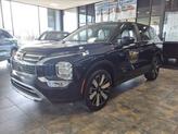 Thumbnail of 2025 Blue Metallic Mitsubishi Outlander
