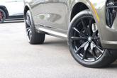 Thumbnail of 2026 Manhattan Green Metallic BMW X7
