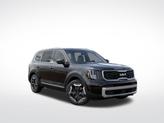 Thumbnail of 2025 Ebony Black Kia Telluride