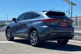 Thumbnail of 2024 Coastal Gray Metallic Toyota Venza