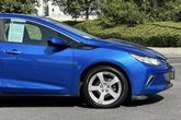 Thumbnail of 2018 Kinetic Blue Metallic Chevrolet Volt